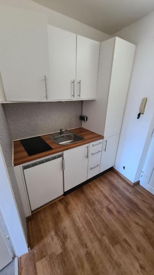 Ferienwohnung Mit Balkon In Krumpendorf Bagian luar foto